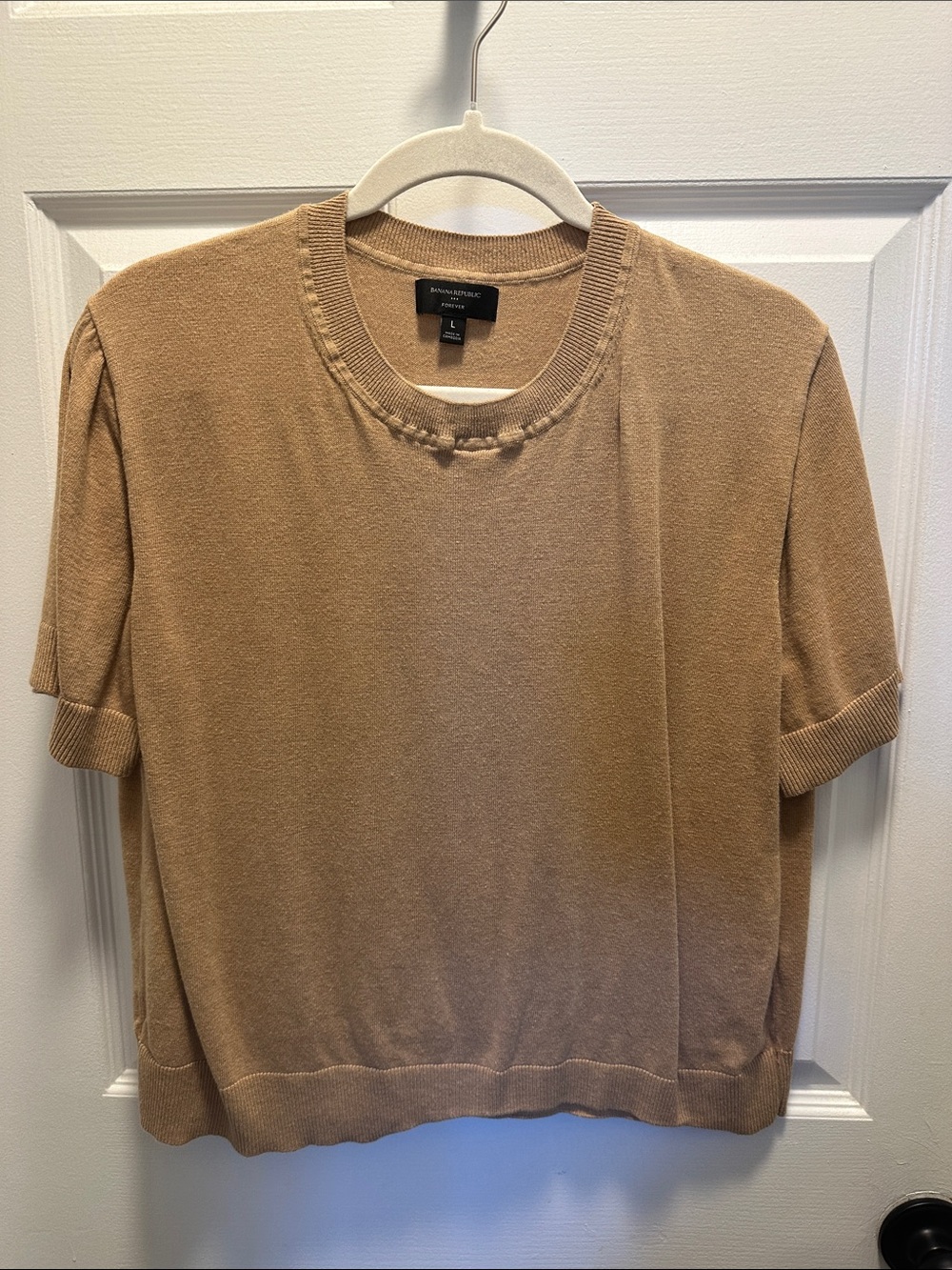 Banana Republic Short Sleeve - Camel/Tan